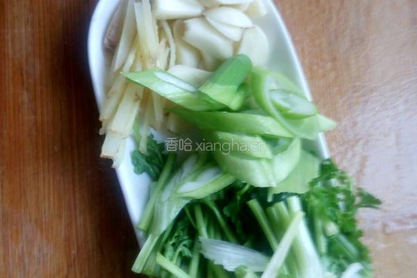 麻辣虾荟萃的做法图解1