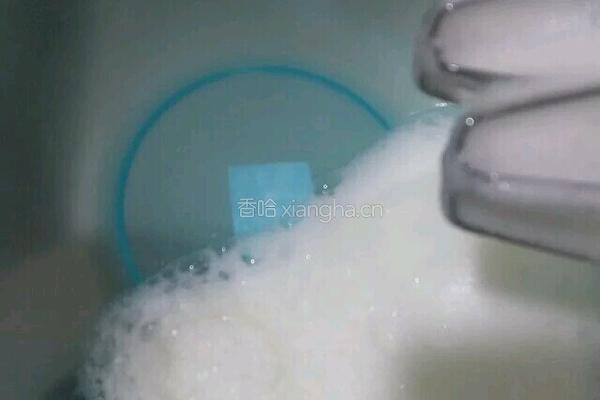 原创作品之炼乳酸奶蛋糕～～品名:湘艺的心情的做法图解3