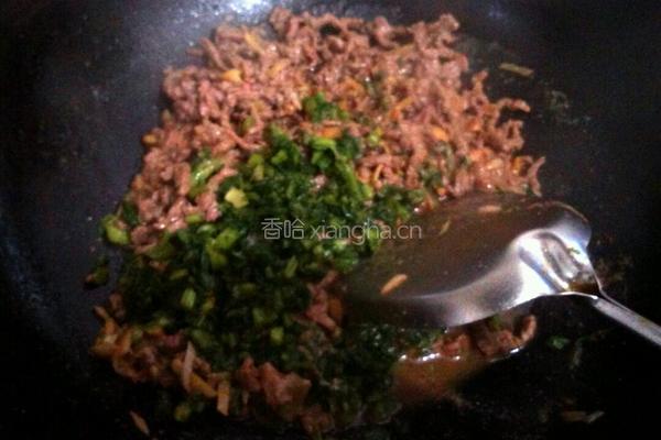 雪菜牛肉丝的做法图解4
