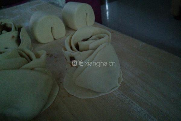 玫瑰花卷的做法图解5