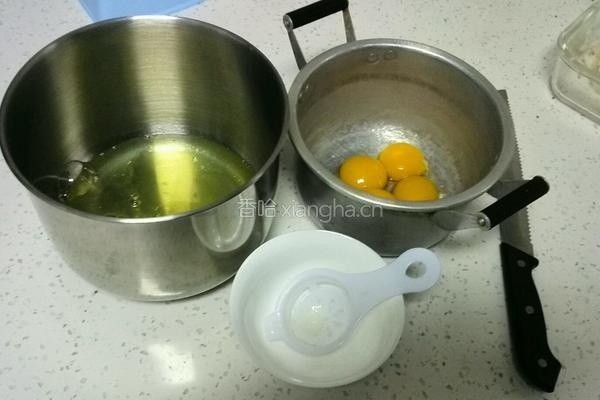 抹茶戚风蛋糕的做法图解2
