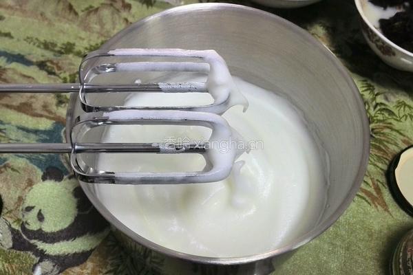 抹茶戚风蛋糕的做法图解5
