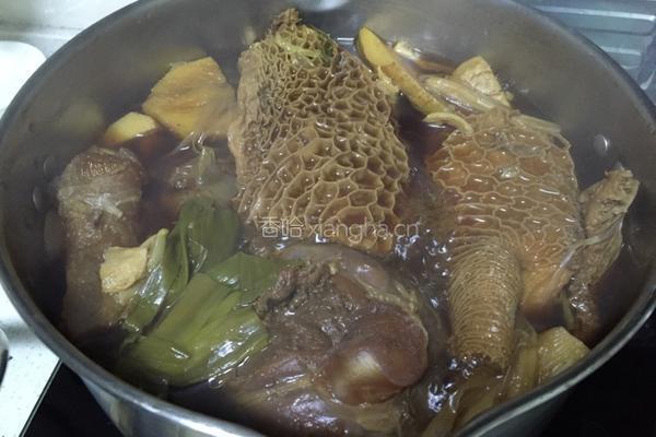 牛肉烩面的做法图解1