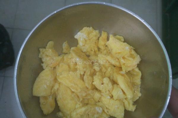 菠菜炒蛋的做法图解2