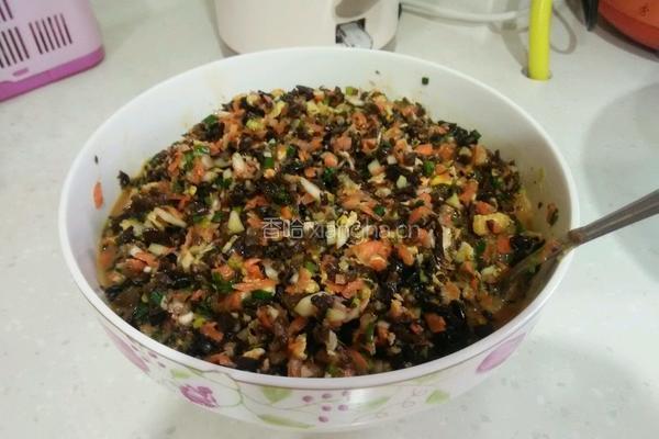 素菜饺子的做法图解3
