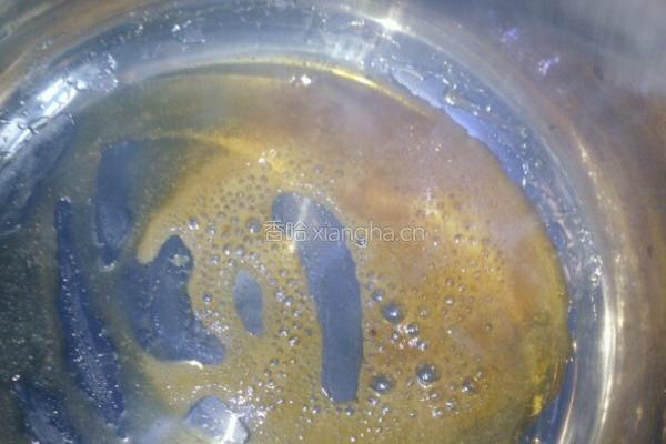 焦糖手打奶茶的做法图解2