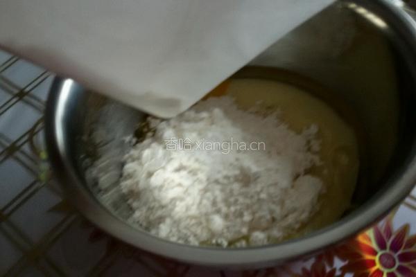 彩虹蛋糕卷的做法图解7