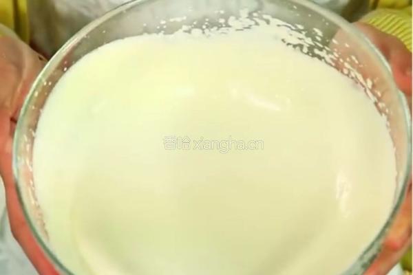 草莓芝士慕斯的做法图解9