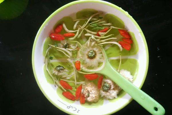 枸杞菊花金银花茶（祛痘闭口粉刺）的做法图解4