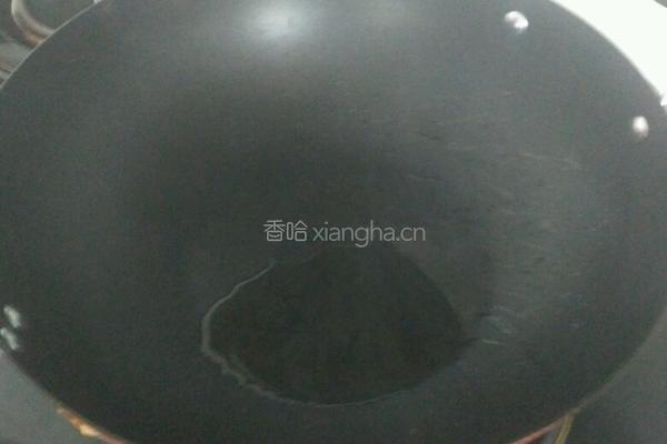 虾子和萝卜辣椒腌菜炒饭的做法图解3
