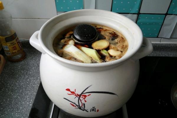 西红柿炖牛腩的做法图解6