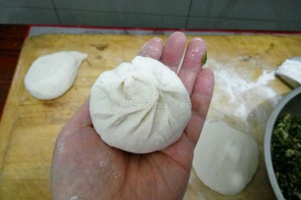 鸡蛋茴香素包子的做法图解13
