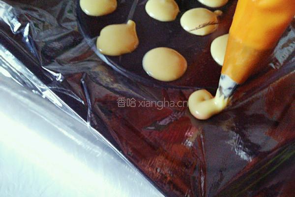 蛋黄小果子的做法图解5