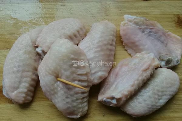 红烧鸡翅的做法图解1