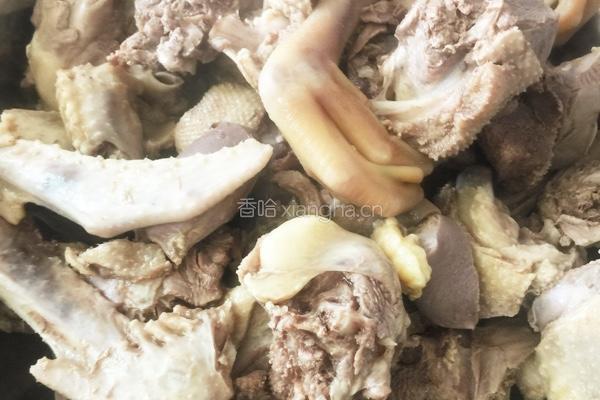 铁锅炖大鹅的做法图解1