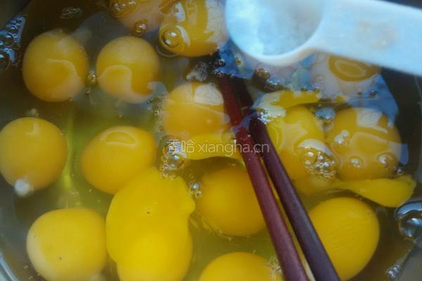 黄金蛋皮的做法图解1