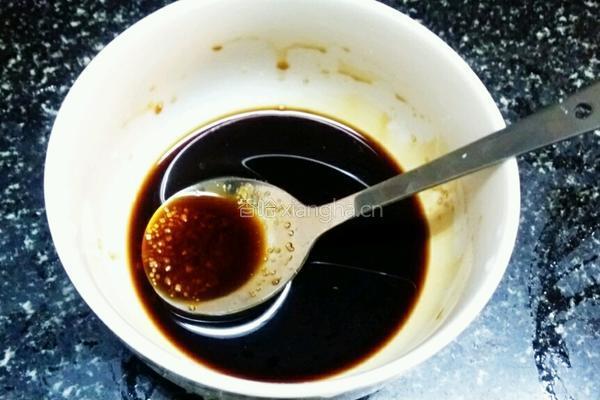 糖醋茄汁藕丁的做法图解5