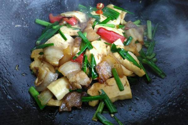 大蒜白干炒肉片的做法图解8