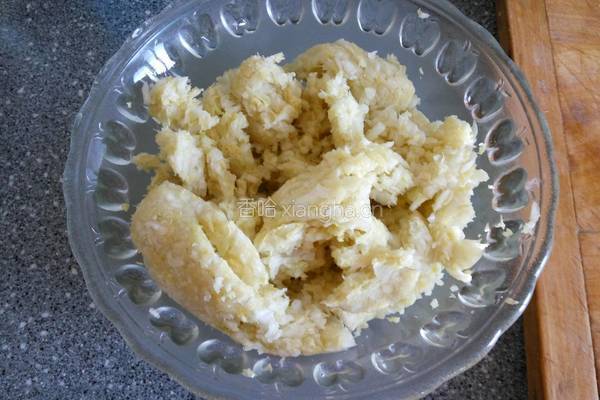 大白菜韭菜馅饼的做法图解2