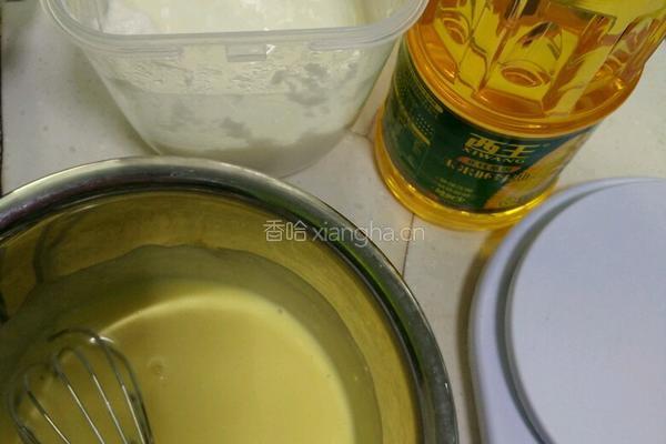 酸奶蛋糕的做法图解1