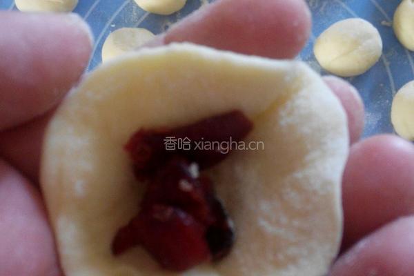 蔓越莓花形面包的做法图解6