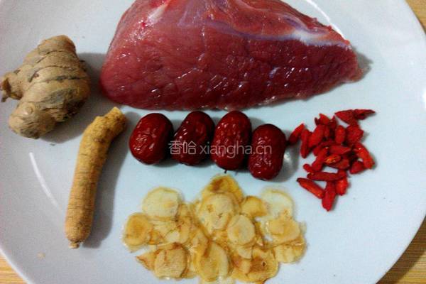花旗参鹿茸炖瘦肉汤的做法图解1