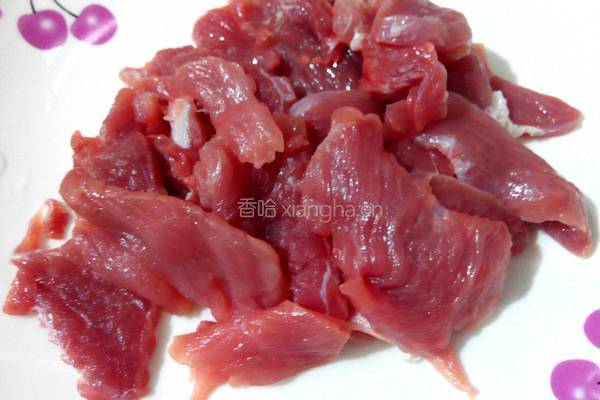 花旗参鹿茸炖瘦肉汤的做法图解2