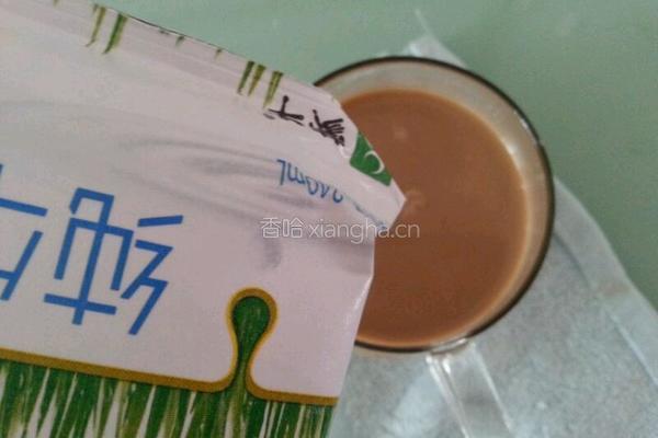 牛奶咖啡的做法图解5