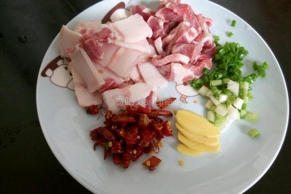 木耳炒肉的做法图解3