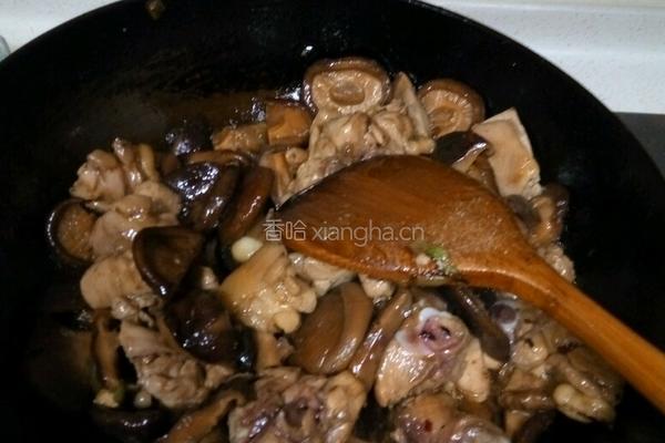 啤酒香菇鸡腿的做法图解6