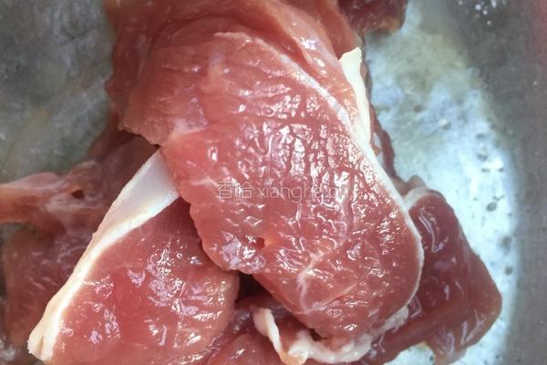 锅包肉的做法图解1