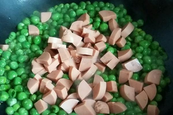 豌豆火腿肠的做法图解5