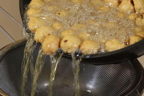 焦溜豆腐丸子的做法图解6