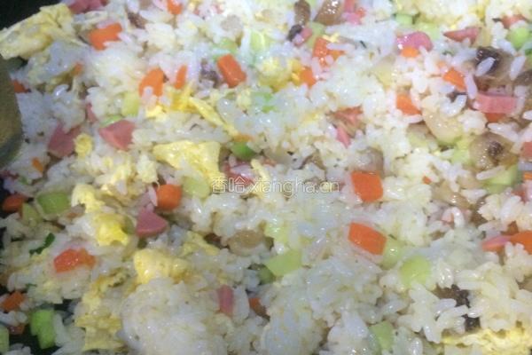 五彩炒饭的做法图解9