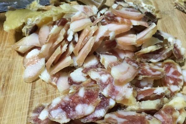 腊昧烧昧油盐煲仔饭的做法图解3