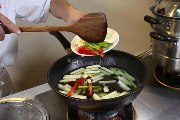 三色冬瓜条的做法图解5