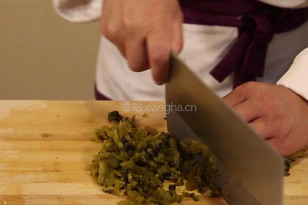 酸菜鱼的做法图解1