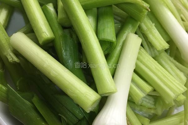 鱿鱼干煲五花肉的做法图解4
