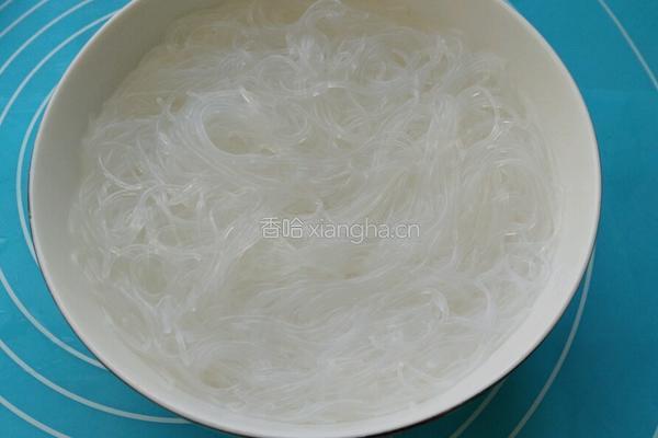 爽口菠菜粉丝的做法图解6