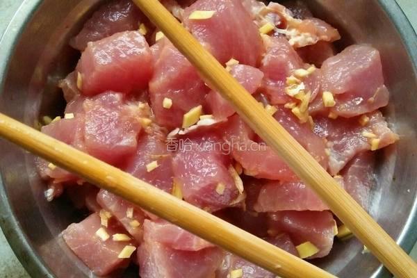 炸肉丸子的做法图解4
