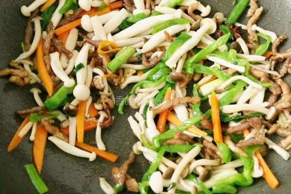 菇菇与小鲜肉的做法图解10