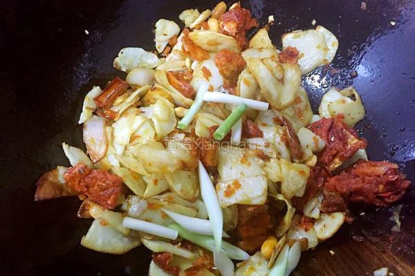 香酥辣椒炒土豆片的做法图解5