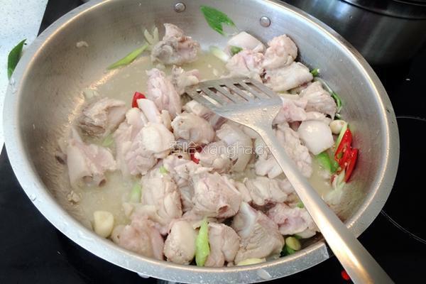 香菇蚝油焖鸡肉的做法图解6