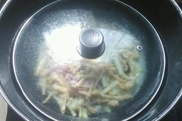 黄花菜炝蘑菇肉丝的做法图解10