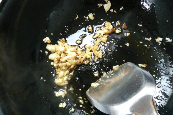 蒜蓉菠菜的做法图解3