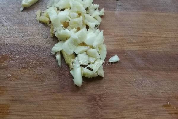 菠菜炒蛋皮的做法图解4