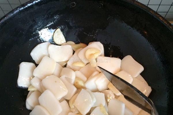 〖 雪菜肉丝炒年糕 〗的做法图解4