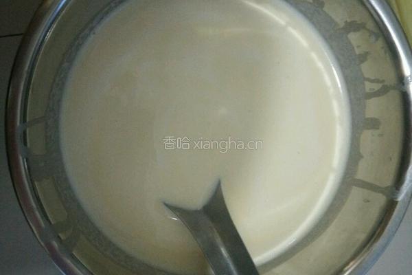 黄桃芒果千层蛋糕的做法图解2