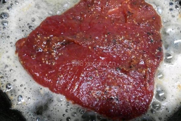 黑胡椒牛排的做法图解2