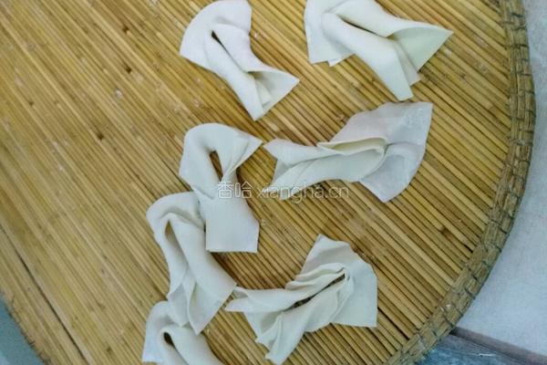 炸混沌皮的做法图解3